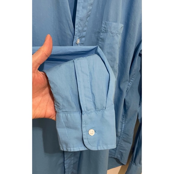 Frank & Eileen Blue Button Down V-neck Shirt, Size M - Picture 5 of 9